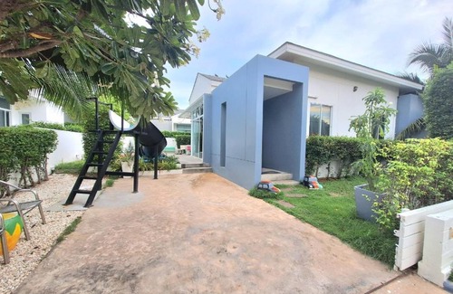 Cha-am Villa | Baan Beach Town 2 Cha-Am Pool Villa
