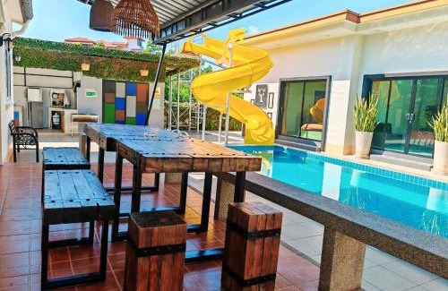 Hin Lek Fai House | Baan Big Family Pool Villa