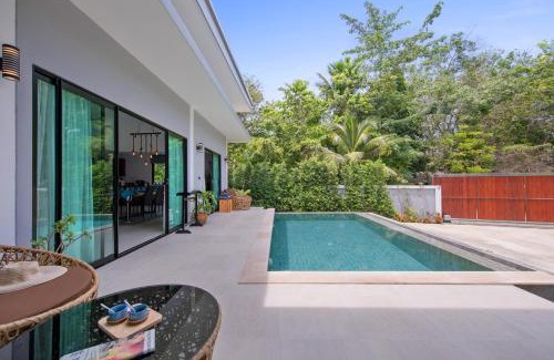 Thong Krut Villa | Baan Bua