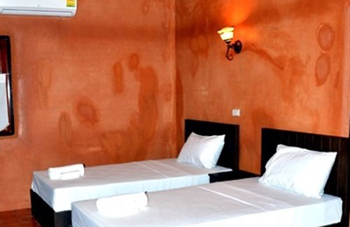 Mae Lao Hotel | Baan Din Dee resort