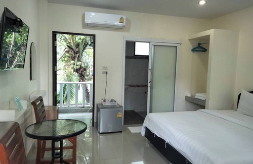 Thep Kasattri House | Baan Kalaya Garden