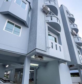 Bang Rak Apartment | Baan Khun Pra APT No4 Duplex 3BR