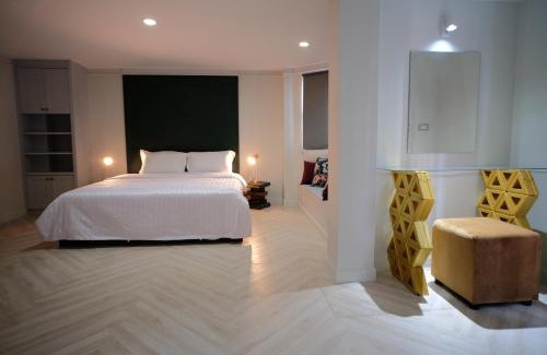 Bang Rak Apartment | Baan Khun Pra Duplex Rm3 Bangkok