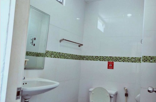 Takua Pa Hotel | Baan Kong Hostel