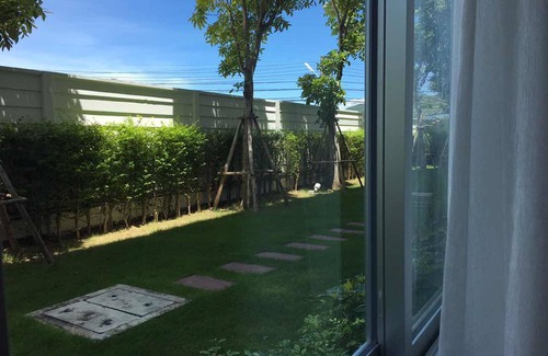 Khao Takiab Apartment | Baan Peang Ploen by Montri