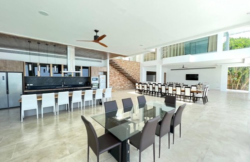Kata Villa | Baan Perwah Villa. Absolute Waterfront Luxurious 8-bedroom, Karon Phuket