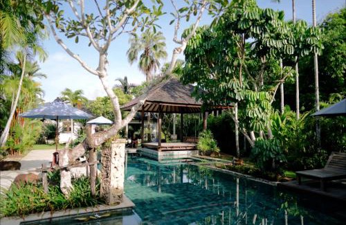 Krabi Villa | Baan Pinya Balinese Style Pool Villa