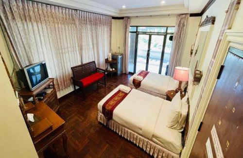 Sai Yok Hotel | Baan Rim Kwai Paerimnam Resort