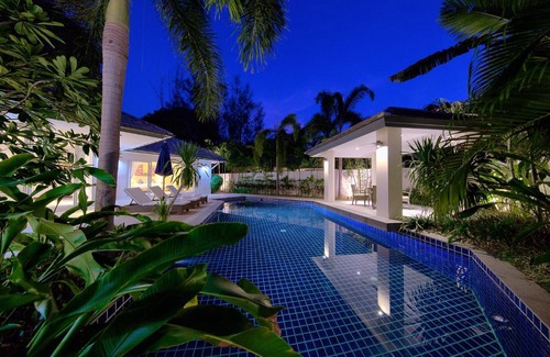 Na Thon Villa | Baan Rim Talay