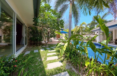 Na Thon Villa | Baan Rim Talay