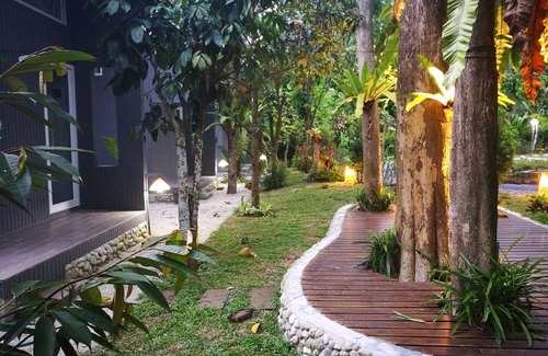 Kathun Hotel | Baan Rom Lom Yen