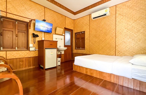 Samut Songkhram House | Baan Siriporn Resort