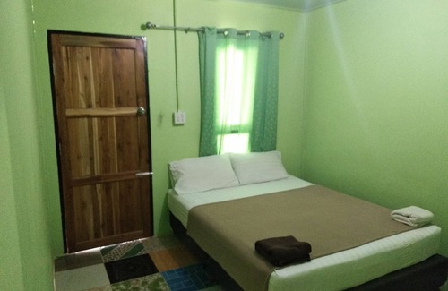 Ban Phe Hotel | Baan Suan Siri Resort