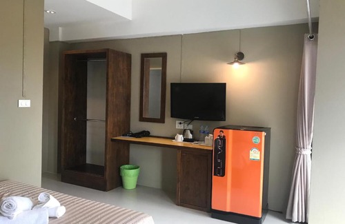Khlong Khut Hotel | Baan Ton Chan