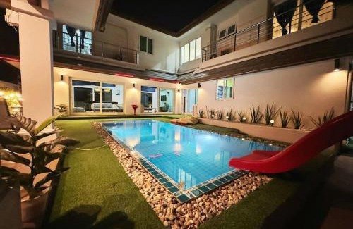 Bang Lamung Villa | Baanlyn Poolvilla Pattaya