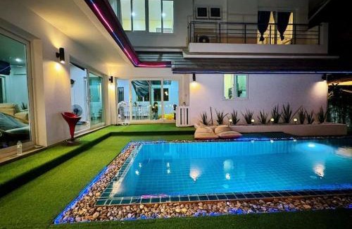 Bang Lamung Villa | Baanlyn Poolvilla Pattaya