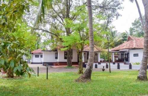 Kumarakom Apartment | Babira brookside heritage resort