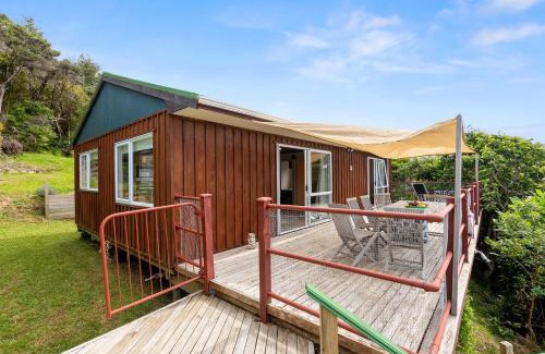 Oakura House | Bach and Relax - Oakura Holiday Home