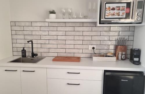 Te Puna Bed & Breakfast | Bach22 Rustic Romantic getaway