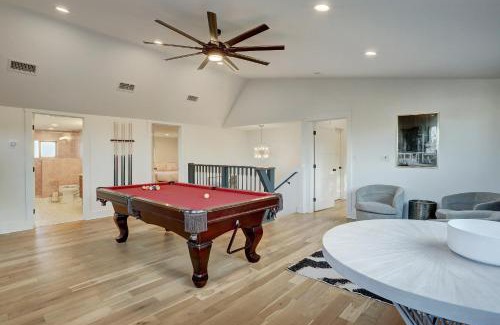 Riverside Villa | Bachelor/Bachelorette Mansion In the Heart of ATX
