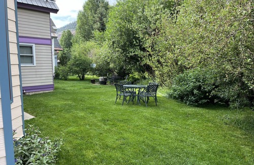 Telluride House | Bachman Village #9, Family-friendly home with backyard - great location!