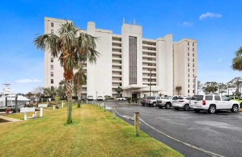 Ono Island House | Back Bay Condo 1106