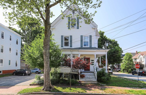 Oakdale Apartment | Back Cove Gem ★ 5 Min to Old Port ★ Bright and New