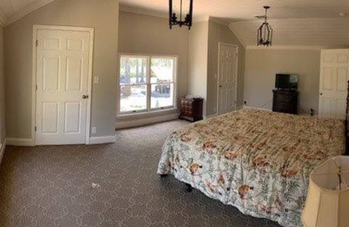 Fowlstown Cabin | Back of the Moon Lodge -Spring Creek-Lake Seminole