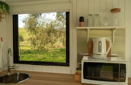 Gundagai House | Back Station Creek Retreat by Tiny Away