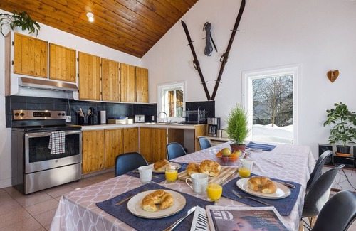 Saint Urbain House | Backcountry Charlevoix Mountain Inn