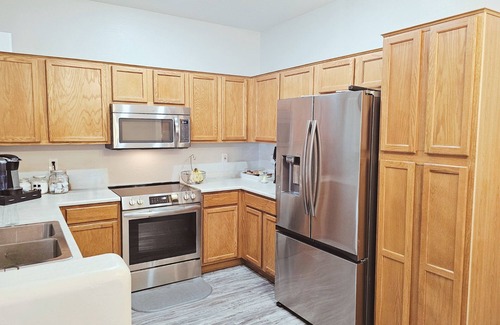 Countryside House | Backyard Oasis in charming 3 bd, 2 ba house with pool, wifi, and A/C.