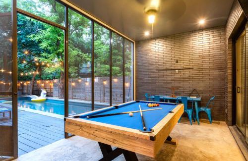 East Cesar Chavez House | Backyard Pool Oasis - Rainey Street - 6 min walk