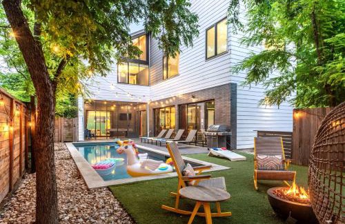 East Cesar Chavez House | Backyard Pool Oasis - Rainey Street - 6 min walk