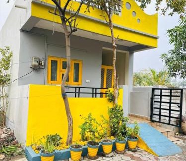 Rau House | Badal Homestay 2 Near IIM RRCAT