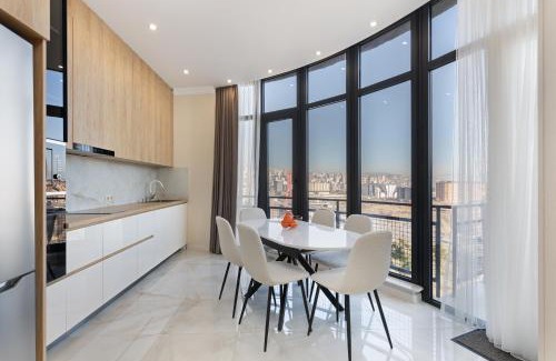 Tbilisi Apartment | Bagebi Views - Spacious Apartment with City Views