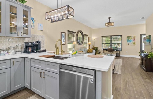 Merritt Island House | Bahama Breeze Retreat