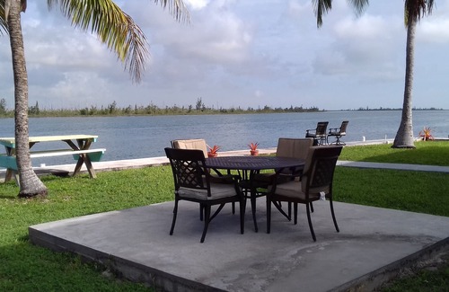 Freeport House | Bahama Breeze Waterfront Luxury Detached Vacation Home