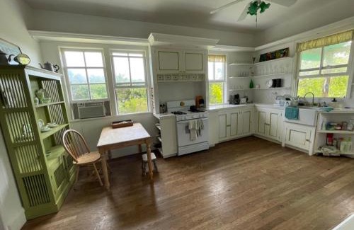Rock Sound House | Bahamian Farm House