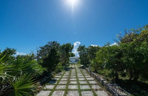 Great Exuma House | Bahamian Private Island Escape - Sleeps 8