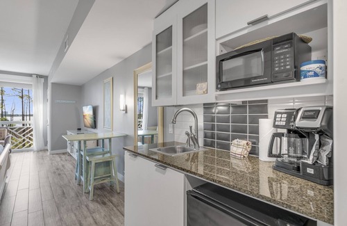 Baytowne Wharf Condo | Bahia Sandestin 2nd floor Studio - Baytowne Wharf