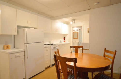 Norton Shores House | Bailey's Beach Retreat | 3 Bed, 3 Bath