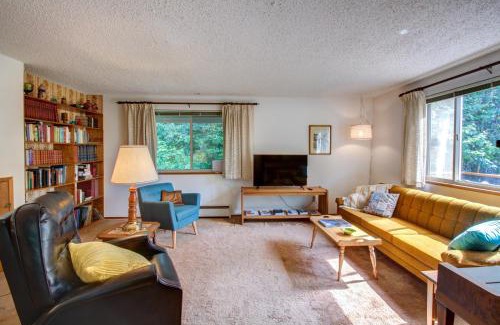 Rollingbay House | Bainbridge Tranquility