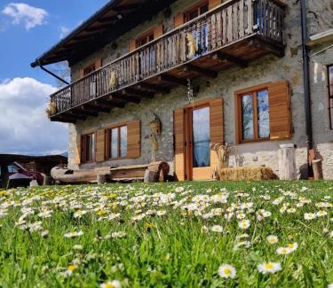 Strigno Ski Chalet | Baita Miralefre