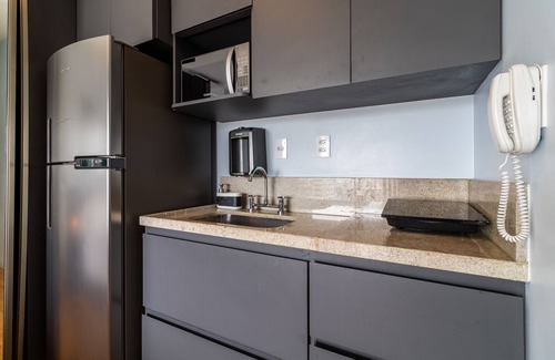 Consolacao Apartment | Baixo Augusta queen bed, pool, gym and garage