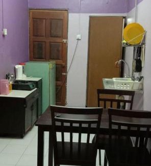 Kuantan House | Bajet Homestay - low cost houses
