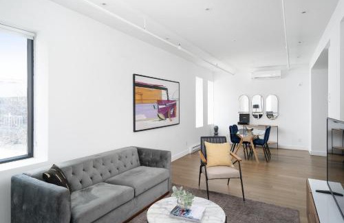Chinatown Apartment | Bakan- Palais des Congres, Convention Centre