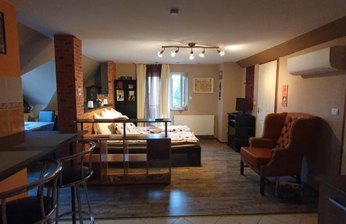 Balatonalmadi Apartment | Baker Street Apartman