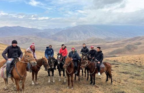 Naryn Region House | Bakvt Homestay & Breakfast & Horse Riding Tours