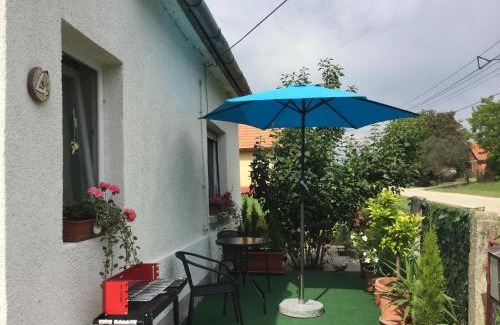 Kungos House | Balatongyöngye vendégház