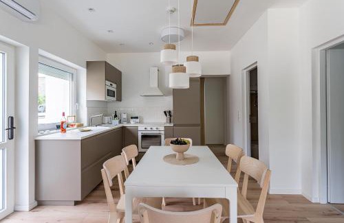 Siofok-Szabadifurdo Apartment | Balatonic Grape apartmanház